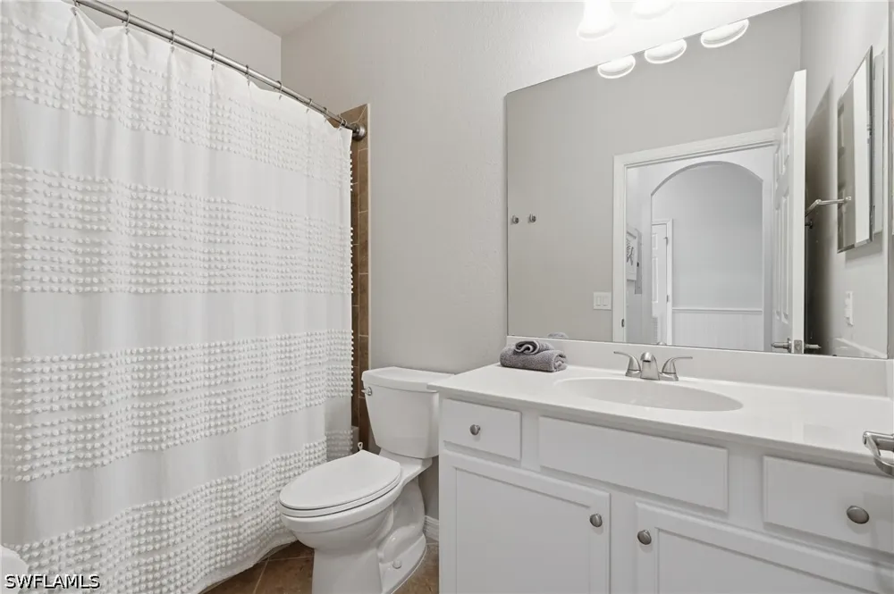 Giaveno Circle #1742 Naples, FL 34113