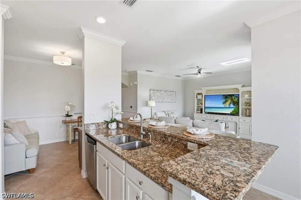 Giaveno Circle #1742 Naples, FL 34113