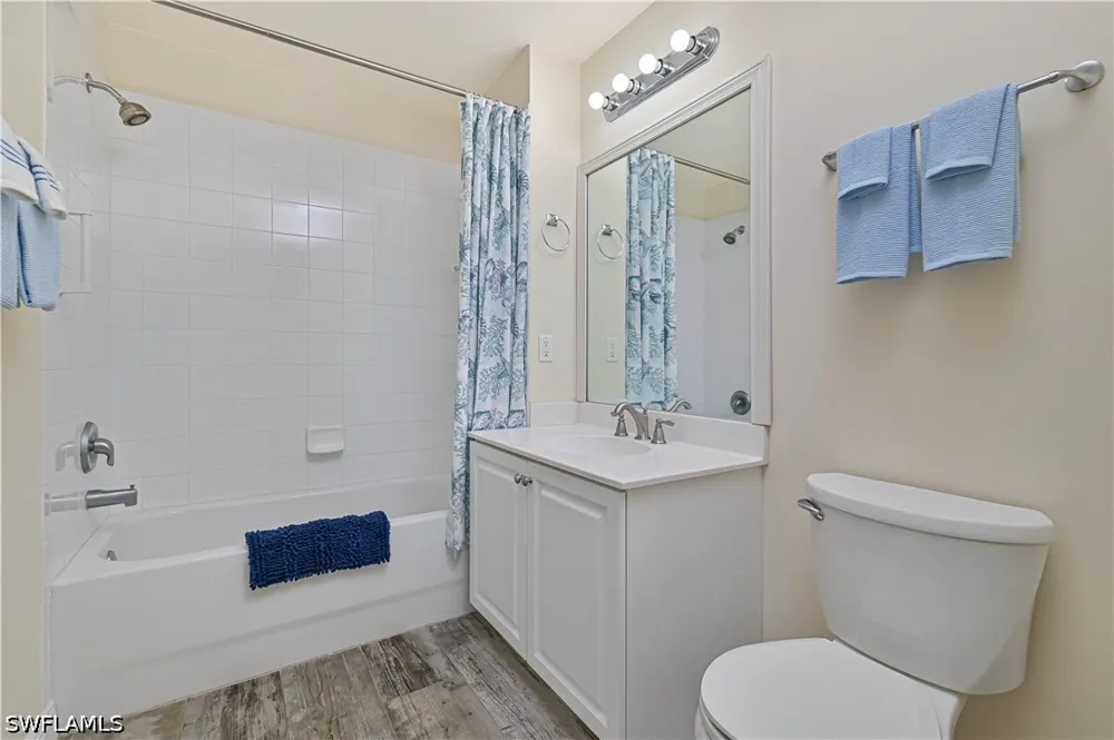 Pomodoro Circle #304 Cape Coral, FL 33909
