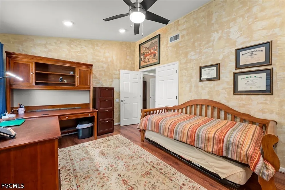 Tweedale Circle Fort Myers, FL 33912