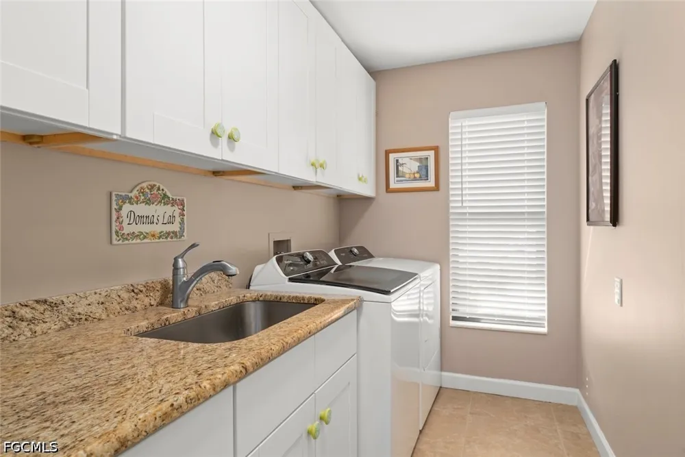 Tweedale Circle Fort Myers, FL 33912