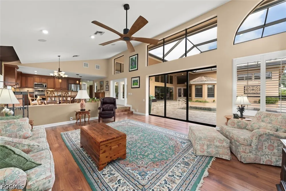 Tweedale Circle Fort Myers, FL 33912