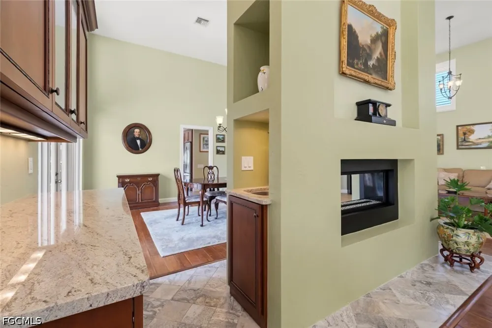 Tweedale Circle Fort Myers, FL 33912