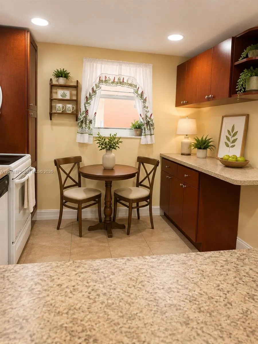 3261 Holiday Springs Blvd #401 Margate, FL 33063