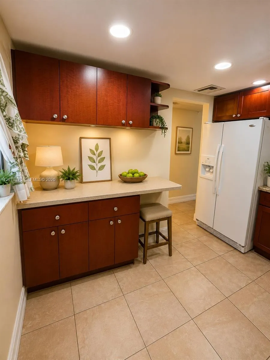 3261 Holiday Springs Blvd #401 Margate, FL 33063