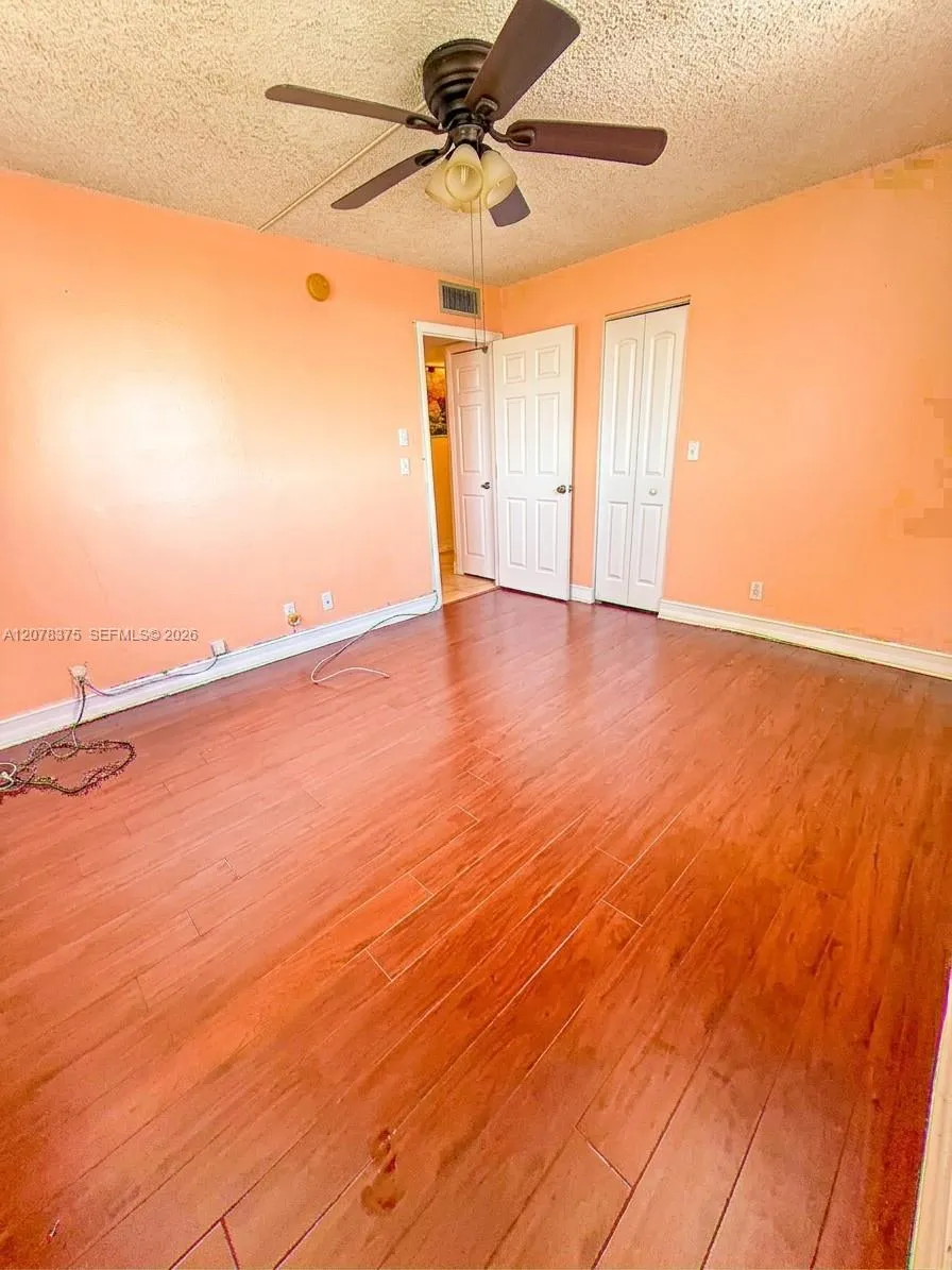 3261 Holiday Springs Blvd #401 Margate, FL 33063