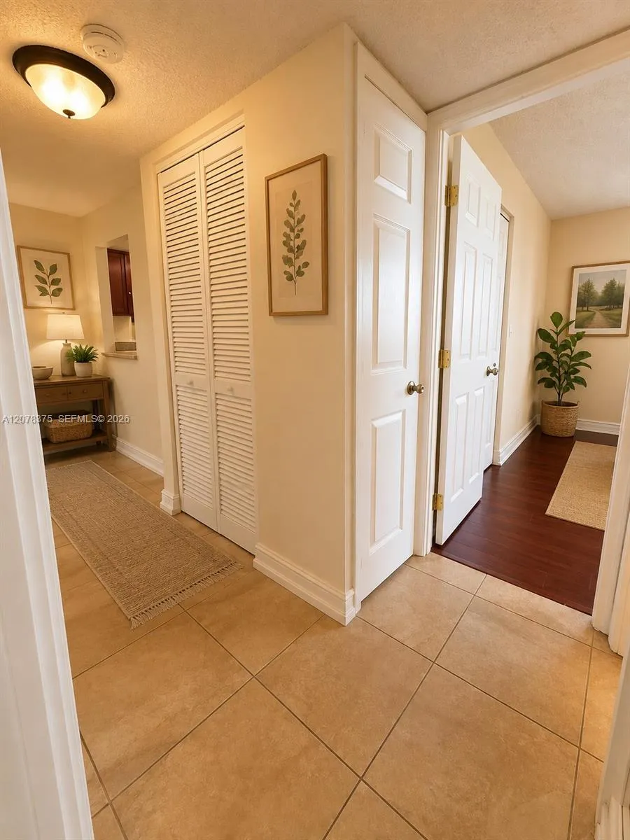 3261 Holiday Springs Blvd #401 Margate, FL 33063