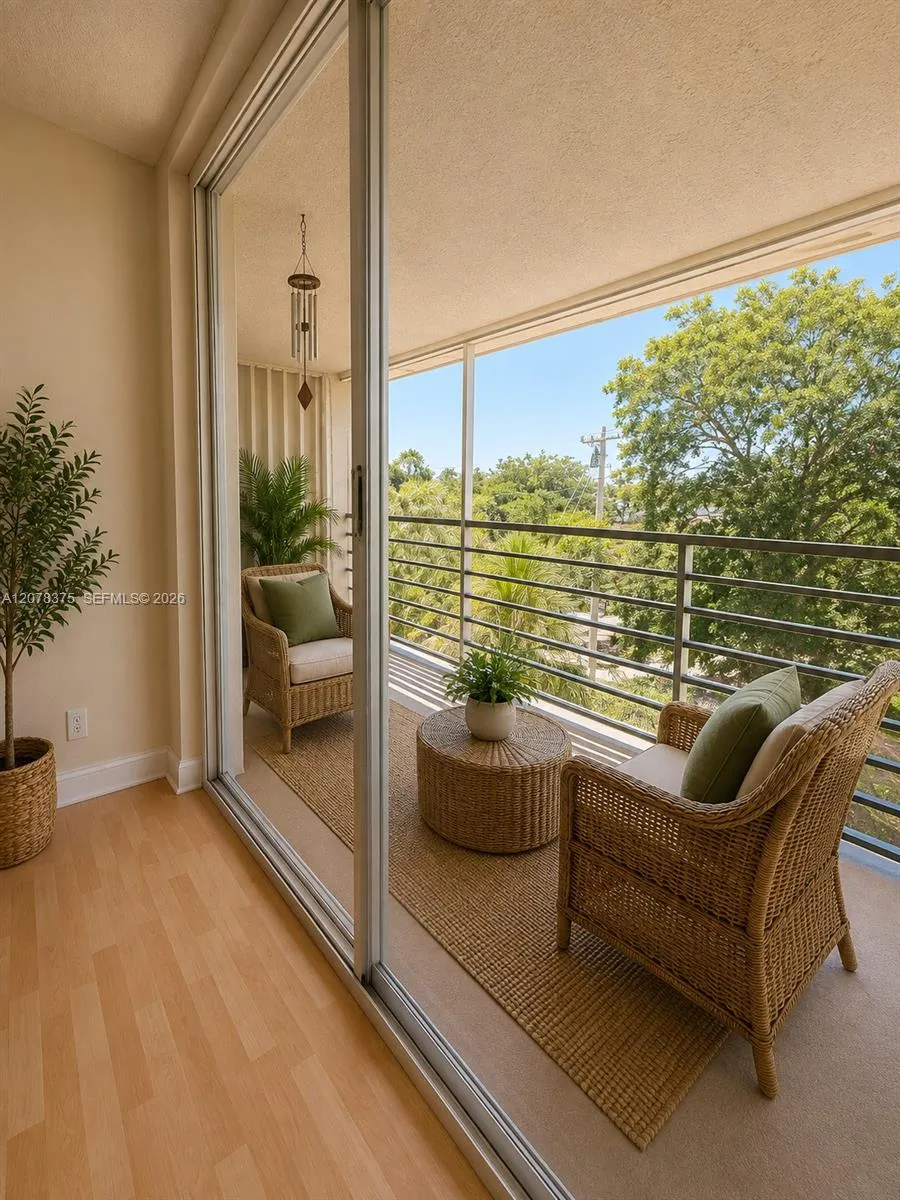 3261 Holiday Springs Blvd #401 Margate, FL 33063