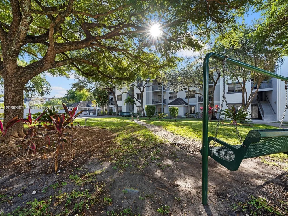 11225 W Atlantic Blvd #302 Coral Springs, FL 33071