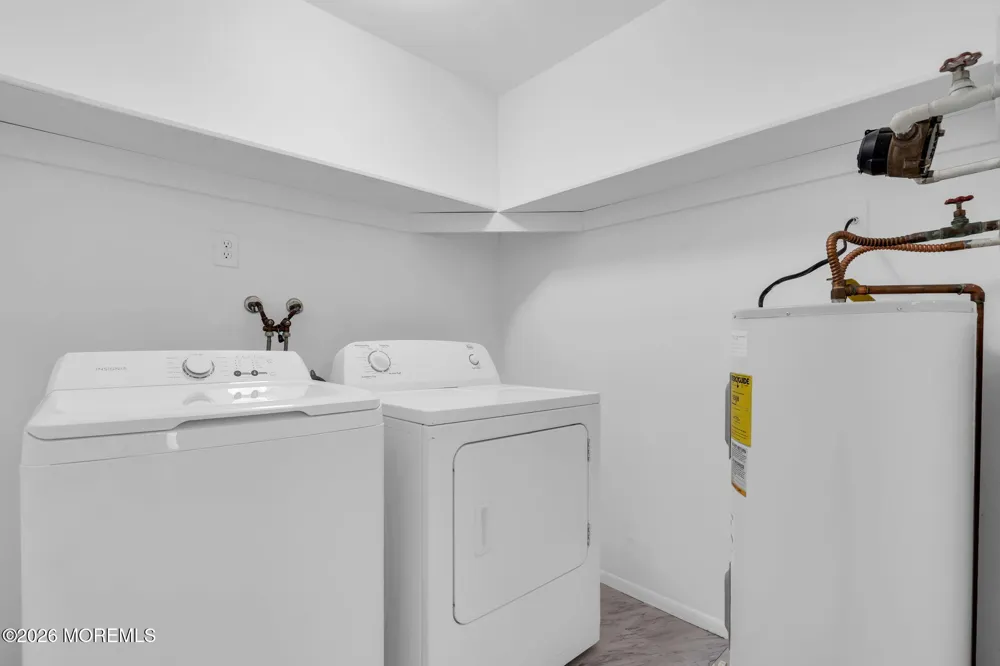 2 Deerfield Drive #52 Whiting, NJ 08759