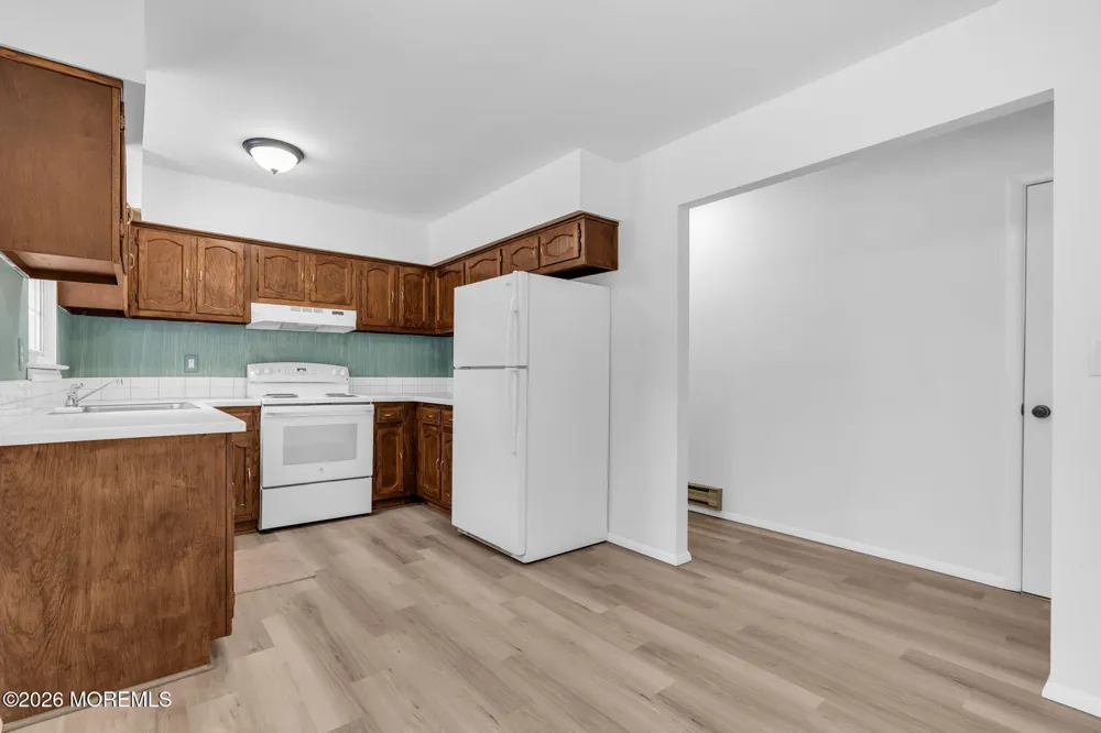 2 Deerfield Drive #52 Whiting, NJ 08759
