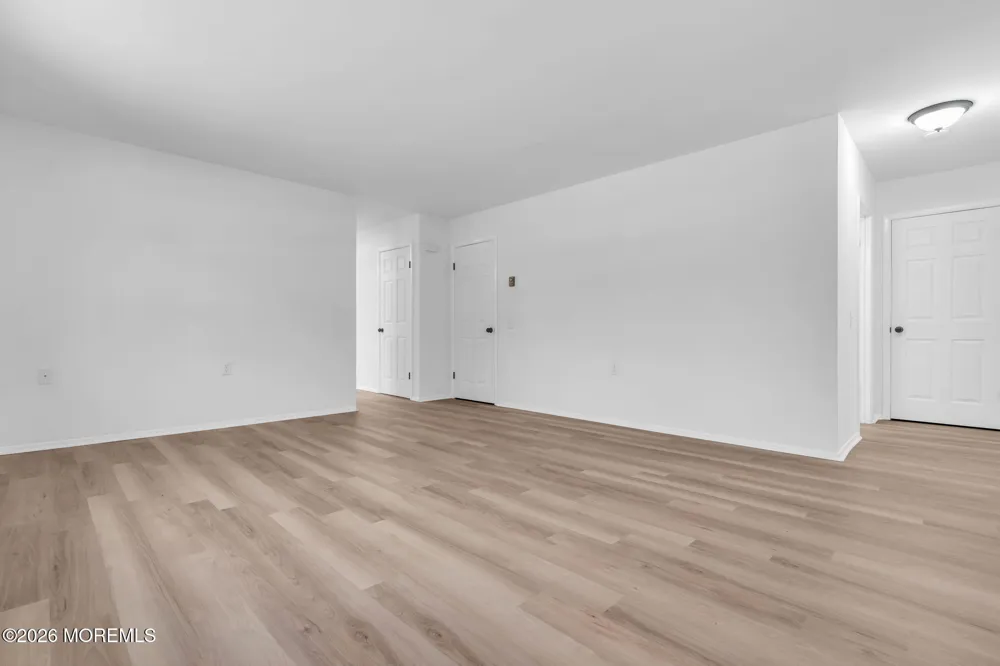 2 Deerfield Drive #52 Whiting, NJ 08759