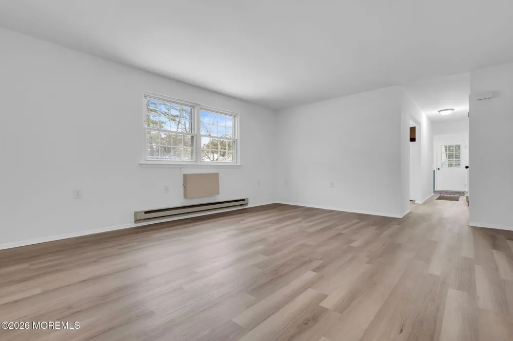 2 Deerfield Drive #52 Whiting, NJ 08759