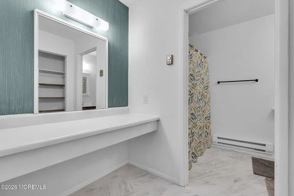 2 Deerfield Drive #52 Whiting, NJ 08759