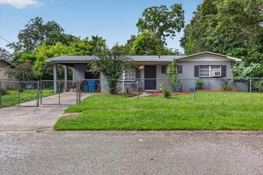21385 LEHOUIER DRIVE Brooksville, FL 34601