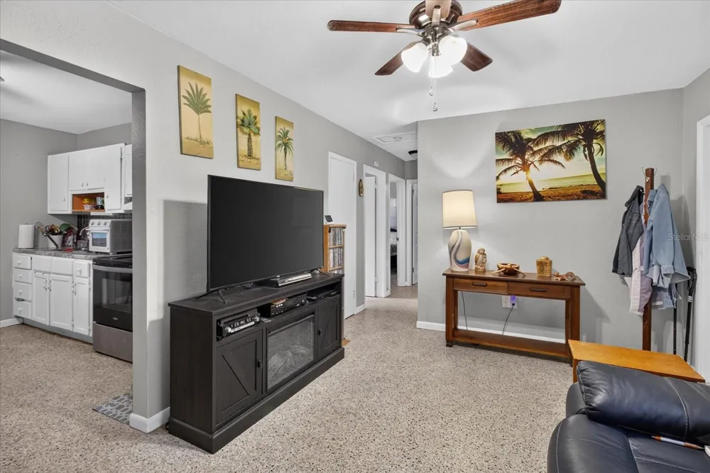 21385 LEHOUIER DRIVE Brooksville, FL 34601