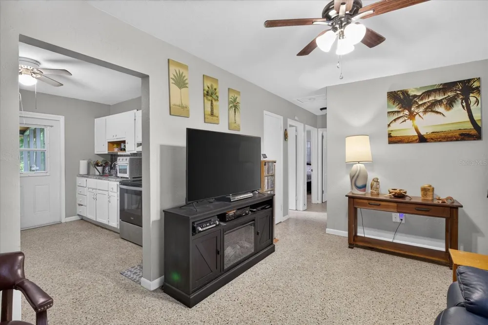21385 LEHOUIER DRIVE Brooksville, FL 34601