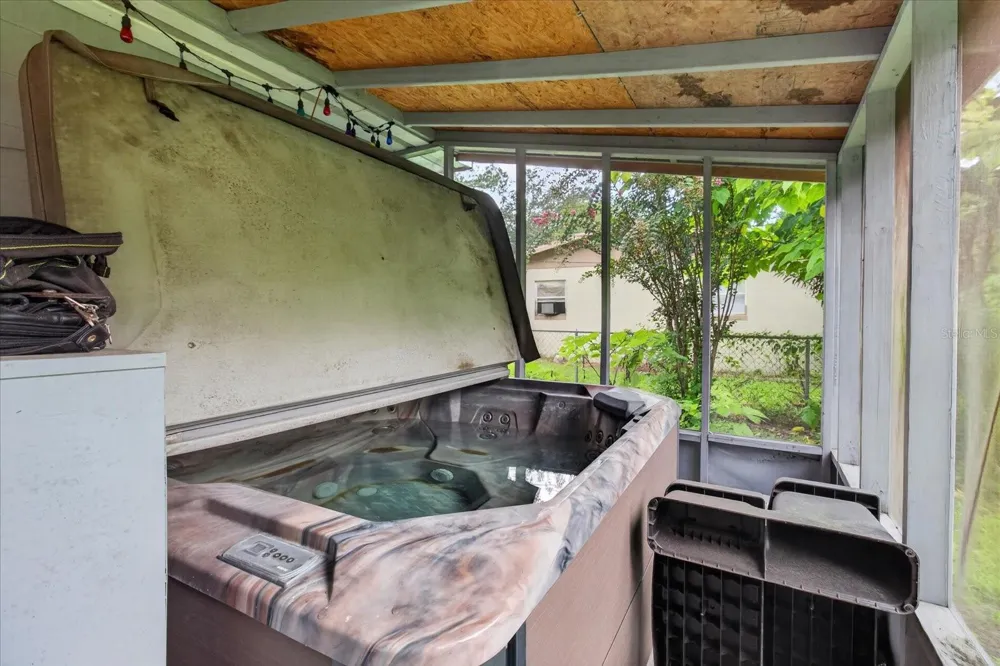 21385 LEHOUIER DRIVE Brooksville, FL 34601