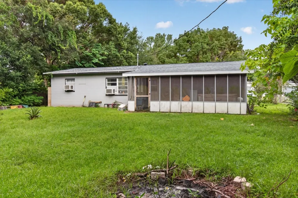 21385 LEHOUIER DRIVE Brooksville, FL 34601