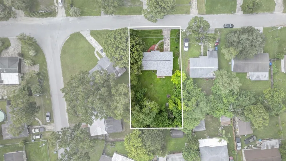21385 LEHOUIER DRIVE Brooksville, FL 34601