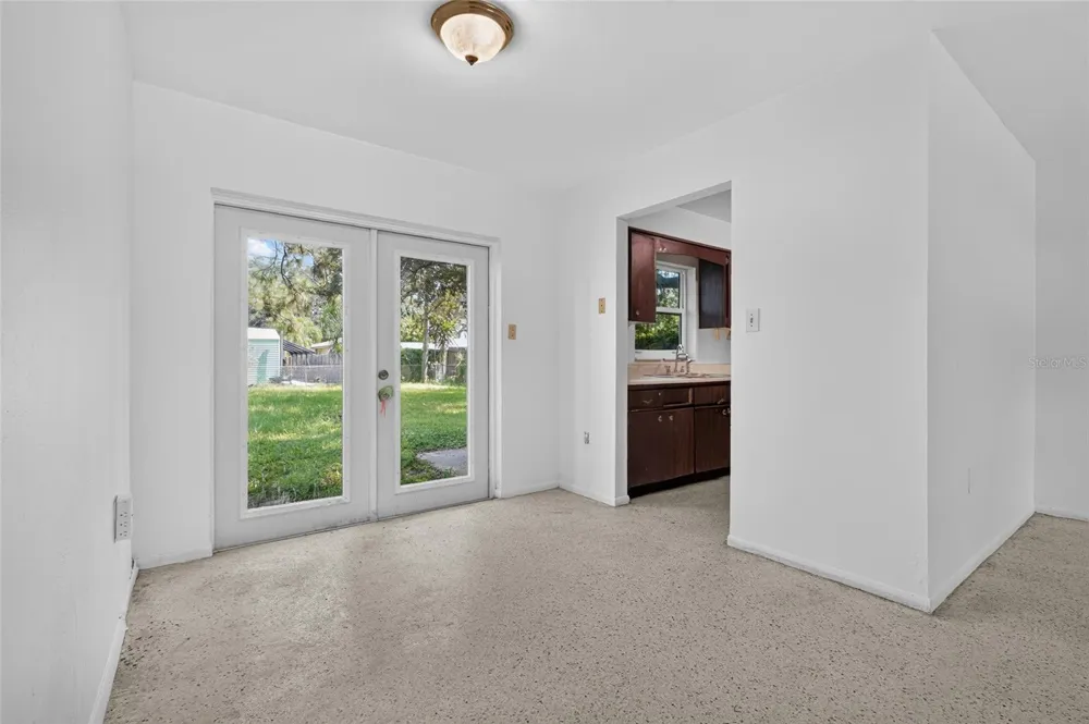 4923 BROOKMEADE DRIVE Sarasota, FL 34232