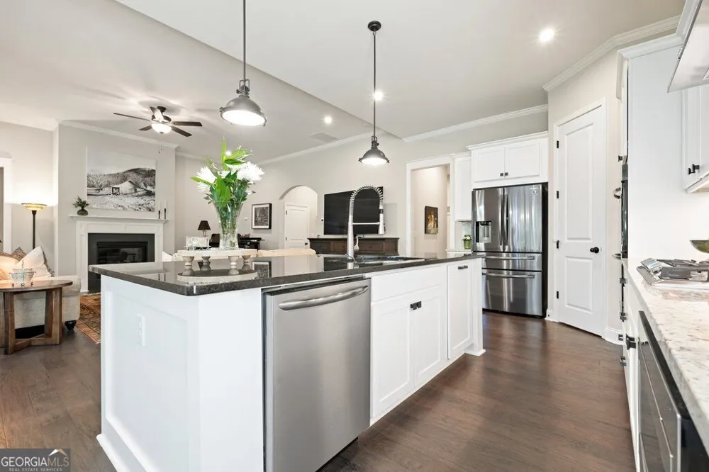 213 Fieldbrook XING Canton, GA 30115