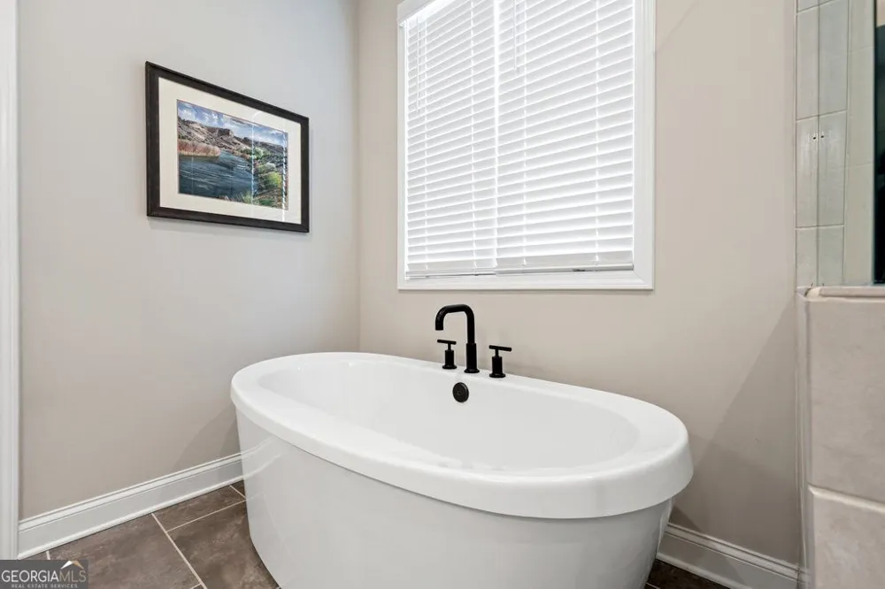 213 Fieldbrook XING Canton, GA 30115