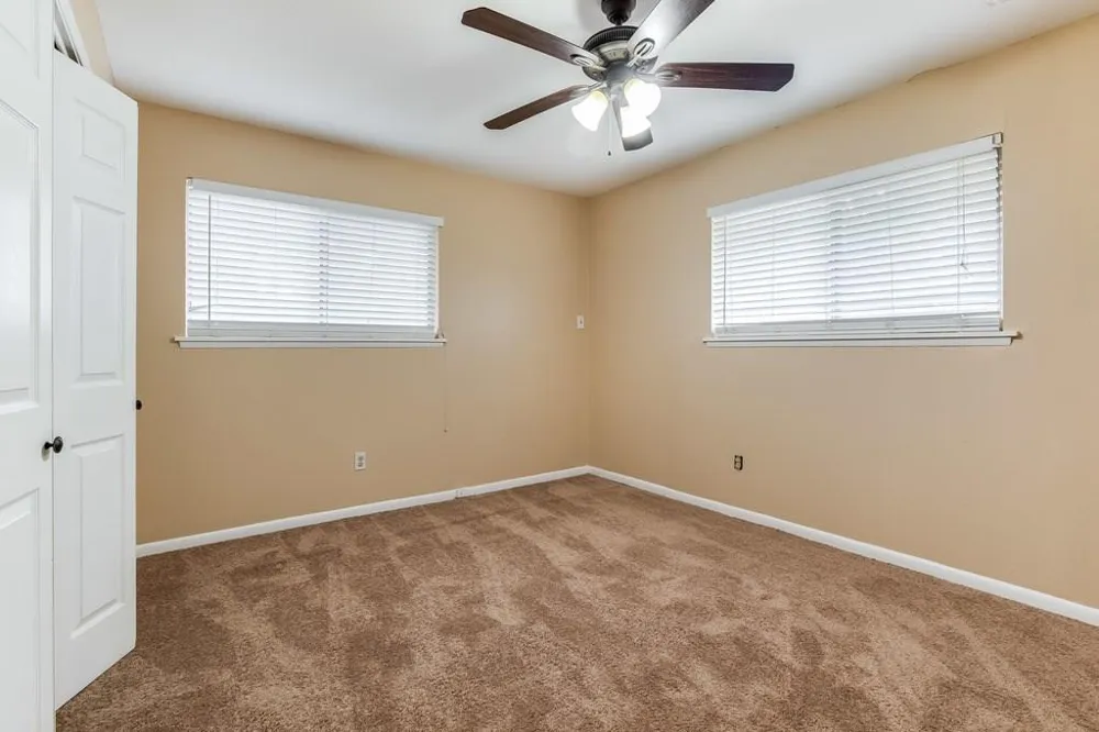 2802 ST EDWARDS CIRCLE #B Austin, TX 78704