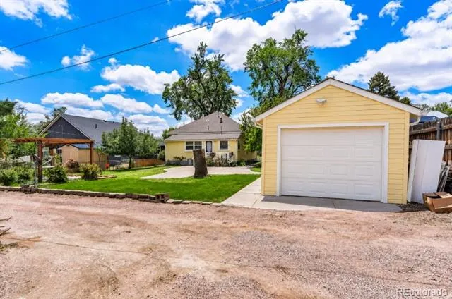 425 Pine Avenue Canon City, CO 81212