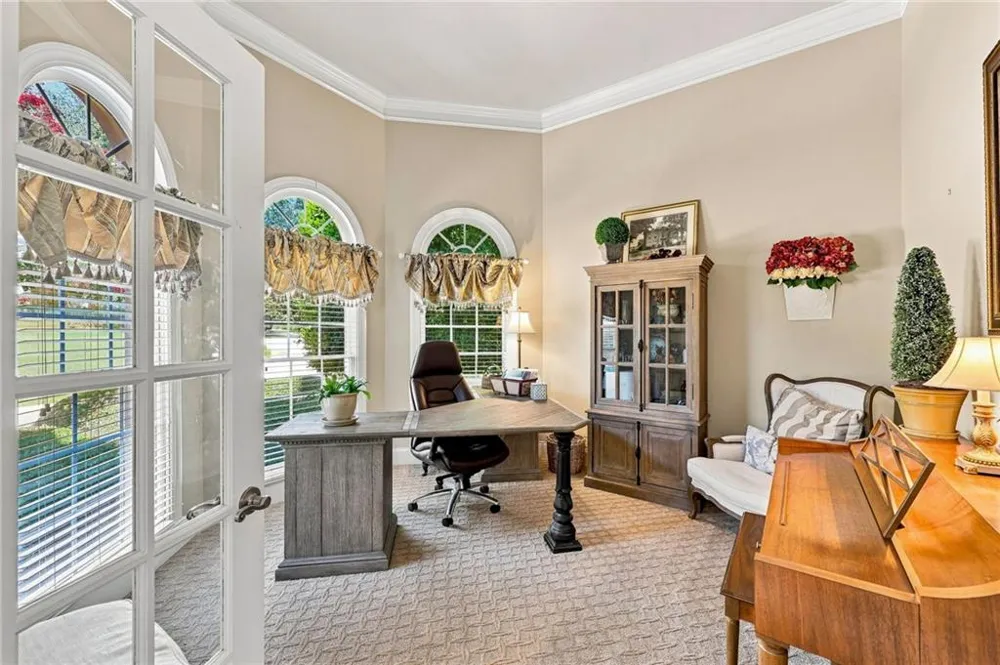 5359 Point South Drive Gainesville, GA 30504