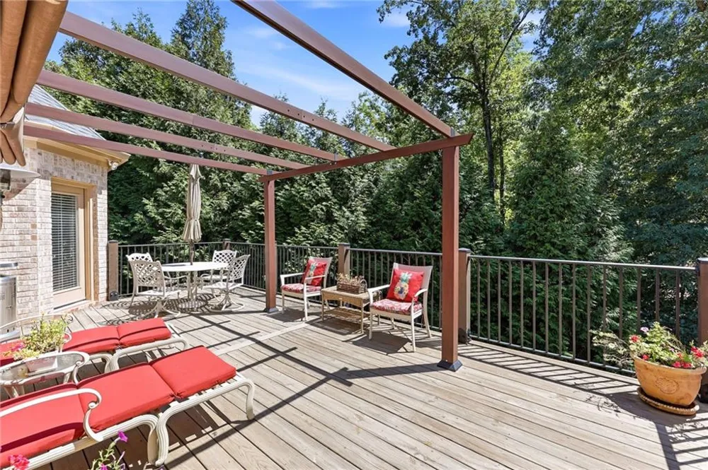 5359 Point South Drive Gainesville, GA 30504