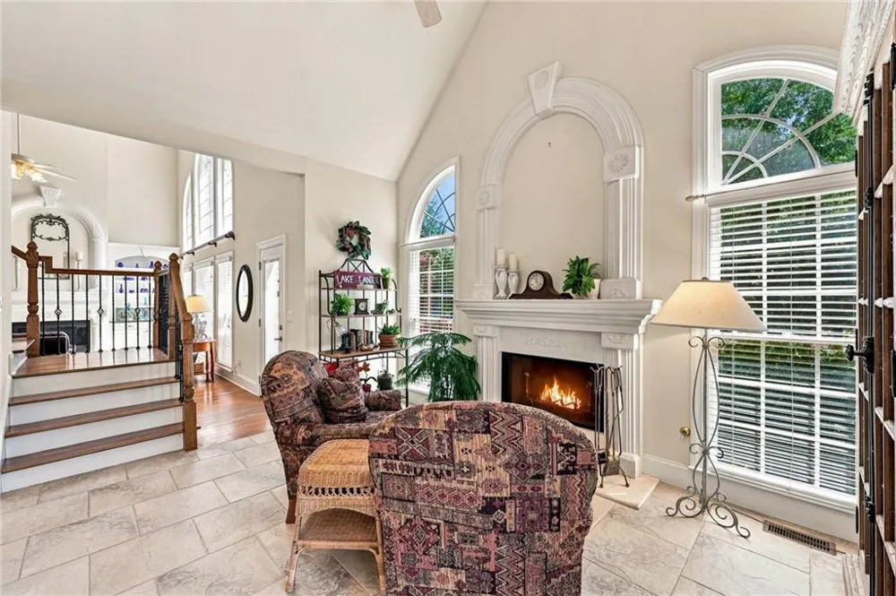 5359 Point South Drive Gainesville, GA 30504