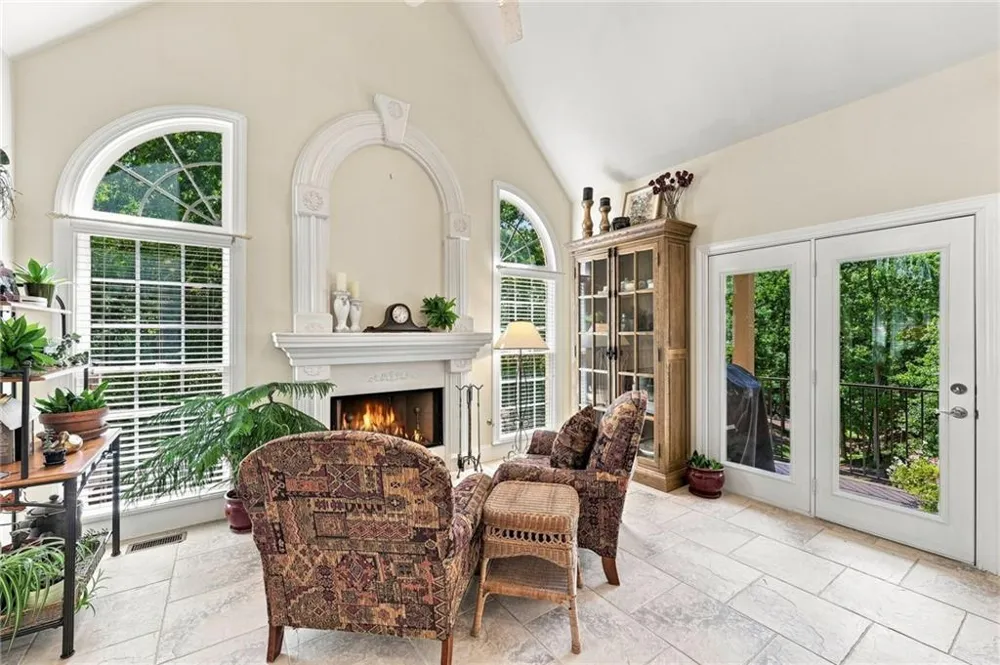 5359 Point South Drive Gainesville, GA 30504