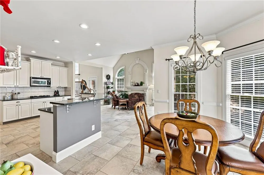 5359 Point South Drive Gainesville, GA 30504