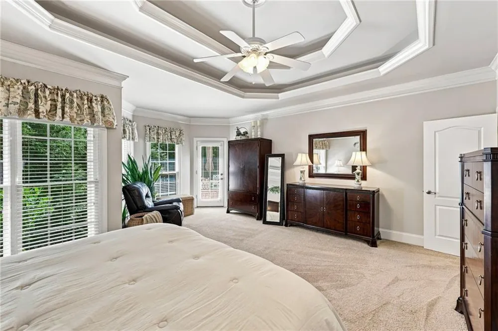 5359 Point South Drive Gainesville, GA 30504