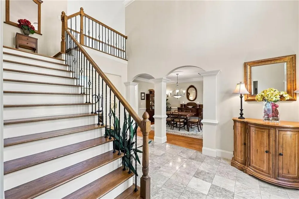 5359 Point South Drive Gainesville, GA 30504