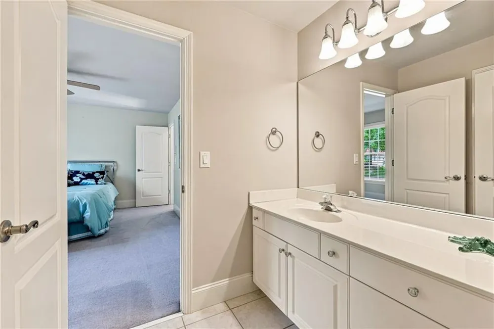5359 Point South Drive Gainesville, GA 30504