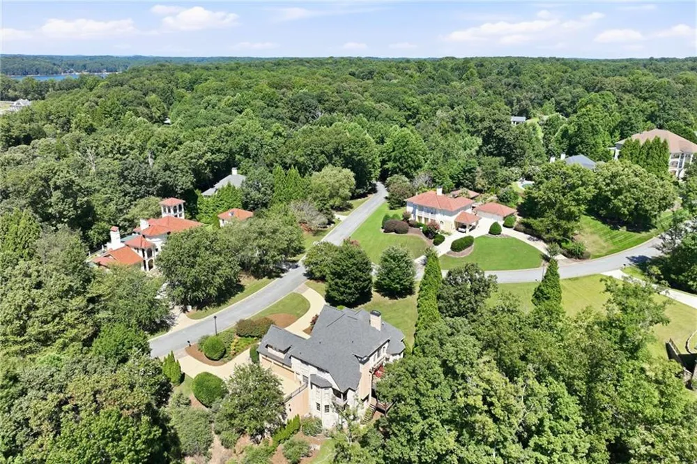 5359 Point South Drive Gainesville, GA 30504