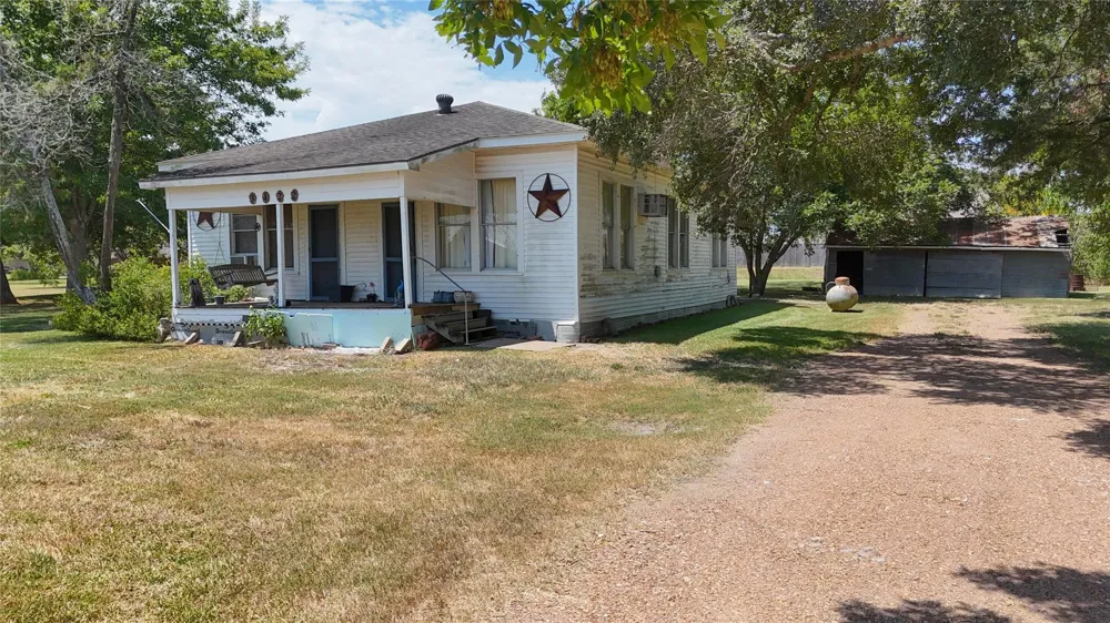 3422 Cottonwood School Road Rosenberg, TX 77471