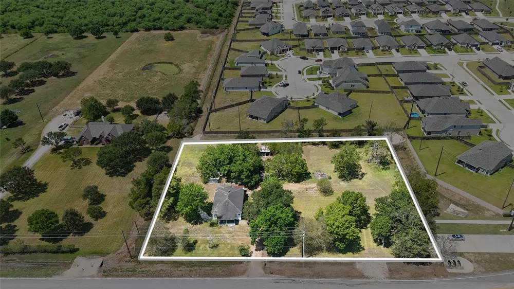 3422 Cottonwood School Road Rosenberg, TX 77471