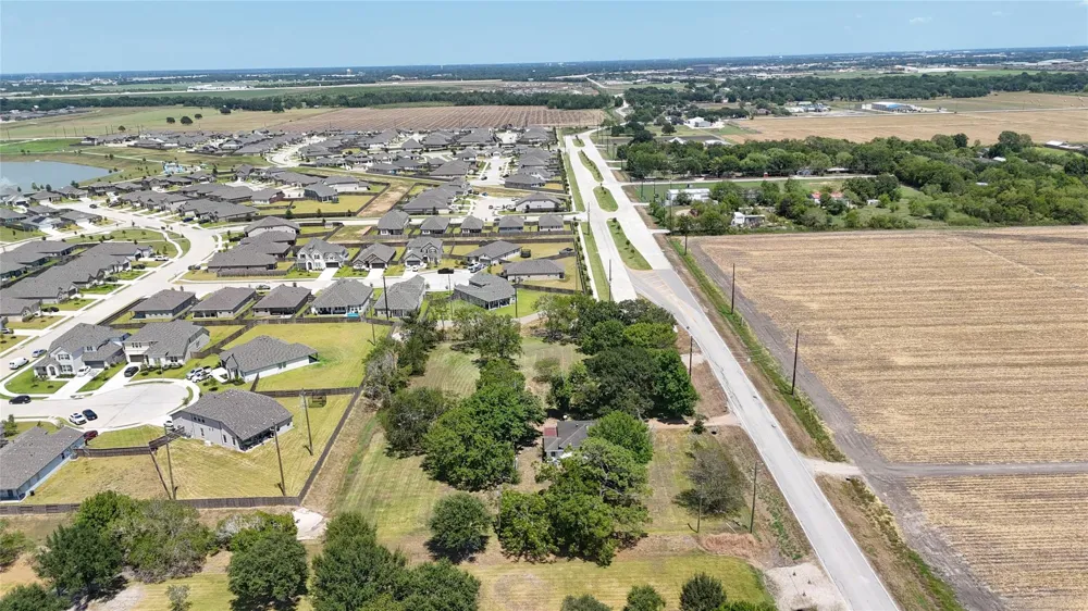 3422 Cottonwood School Road Rosenberg, TX 77471