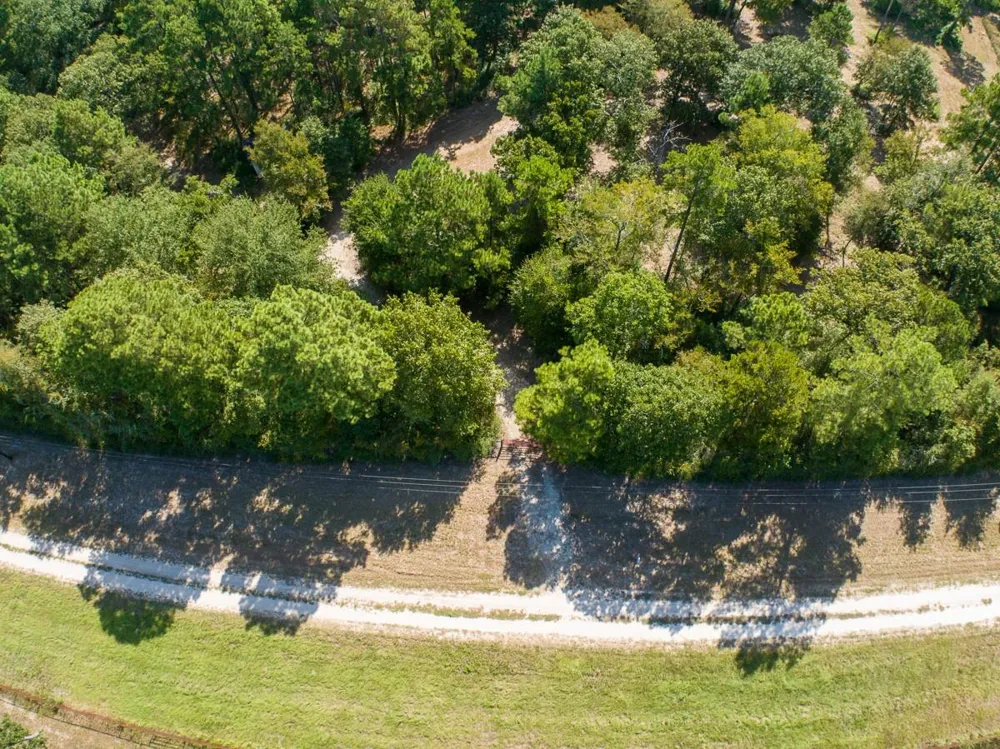 134 Cedar Ridge Huntsville, TX 77320