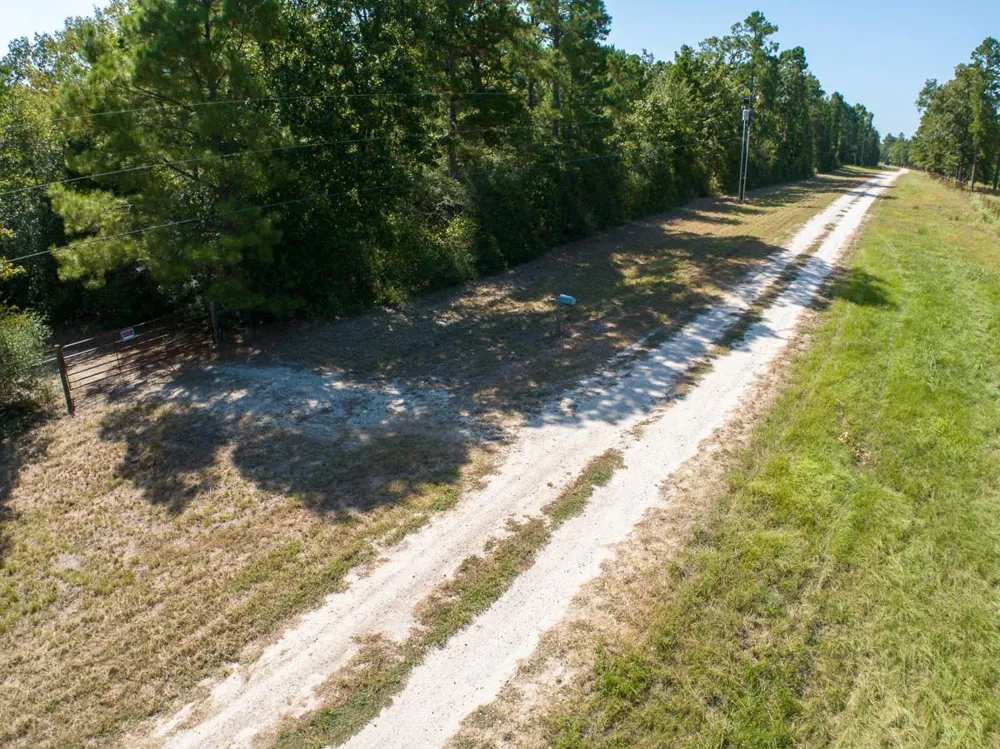 134 Cedar Ridge Huntsville, TX 77320