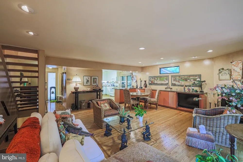6343 RED CEDAR PLACE Baltimore, MD 21209