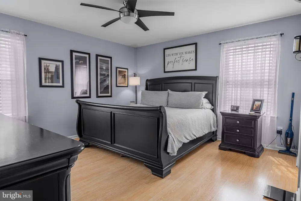 146 PINE AVENUE West Berlin, NJ 08091