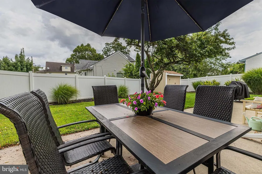 146 PINE AVENUE West Berlin, NJ 08091