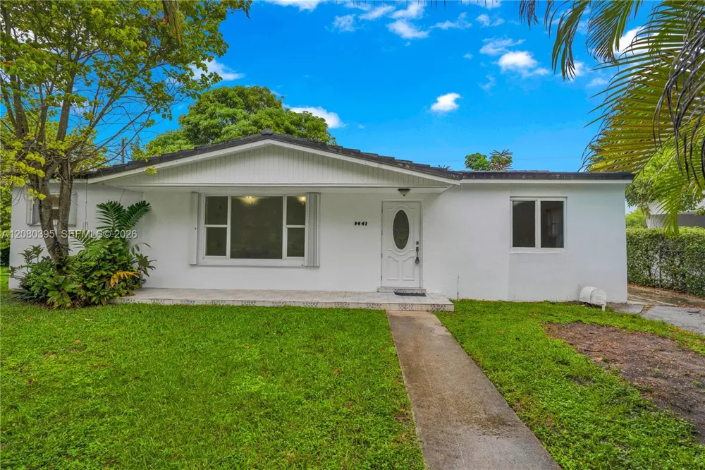 9441 SW 27th Dr Miami, FL 33165