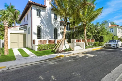 259 OLEANDER AVENUE