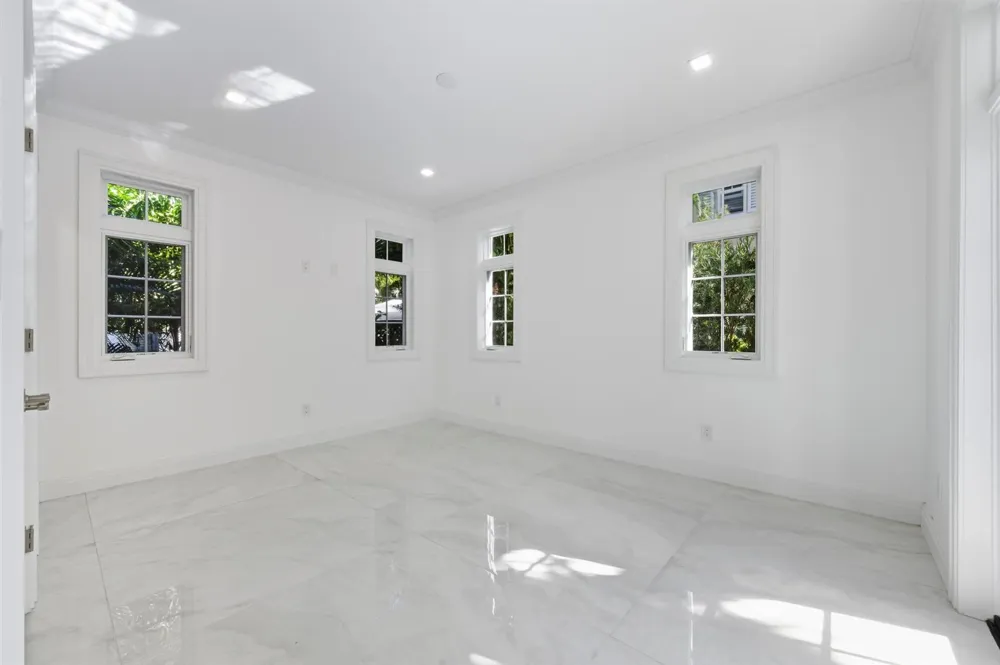 259 OLEANDER AVENUE Palm Beach, FL 33480
