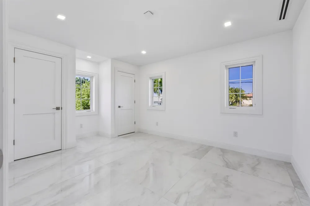 259 OLEANDER AVENUE Palm Beach, FL 33480